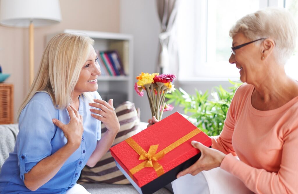 Sympathy Gift Giving: A Guide to Thoughtful Gestures and Heartfelt Gifts
