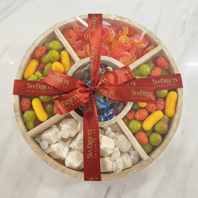 Candy tray in Keepsake wood server