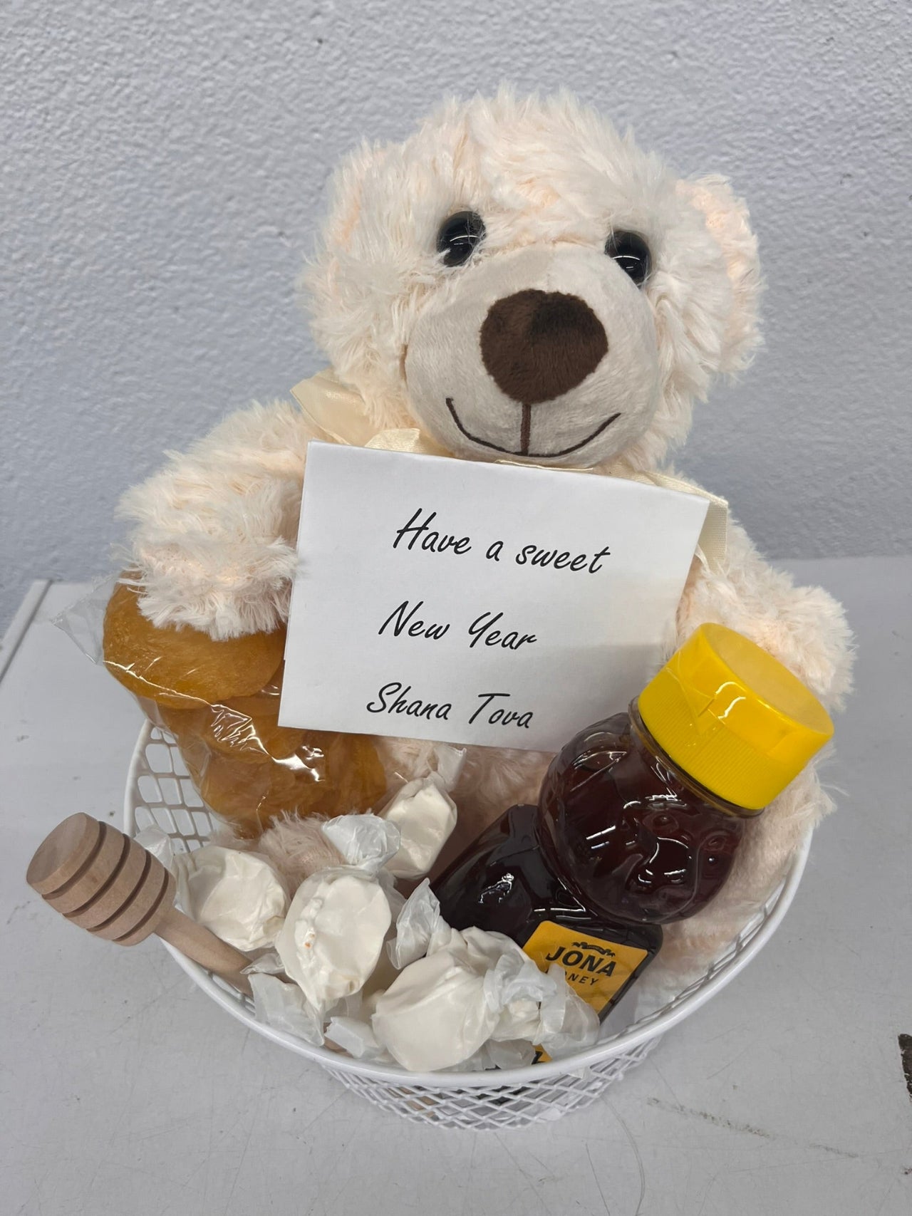 Rosh Hashana Basket with Bear Hug 3