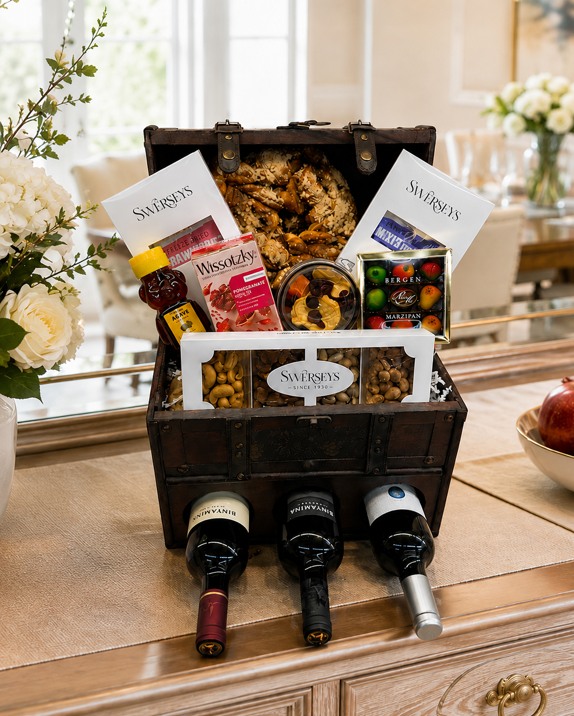 The Grand Reserve Wine & Gourmet Chest Rosh Gift