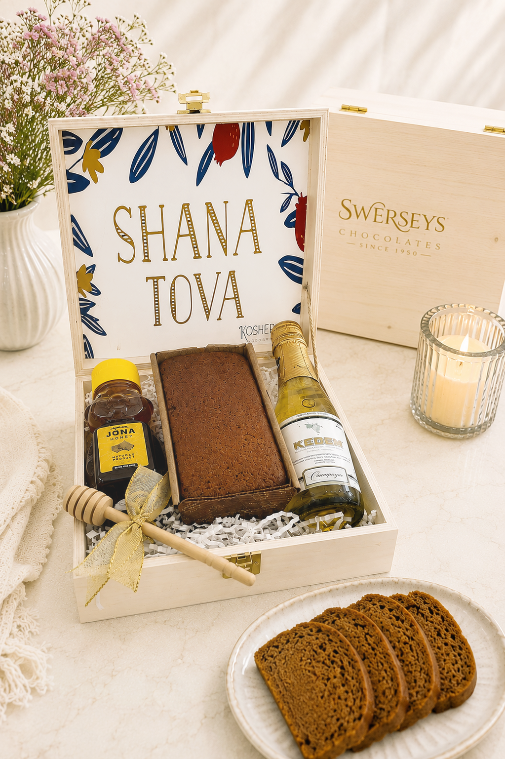 Rosh Hashanah Gift Honey Cake and Sparkling Wine