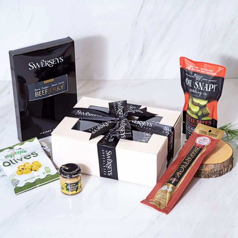 Swerseys Hanukkah Deluxe Charcuterie Lover Gift Box 2