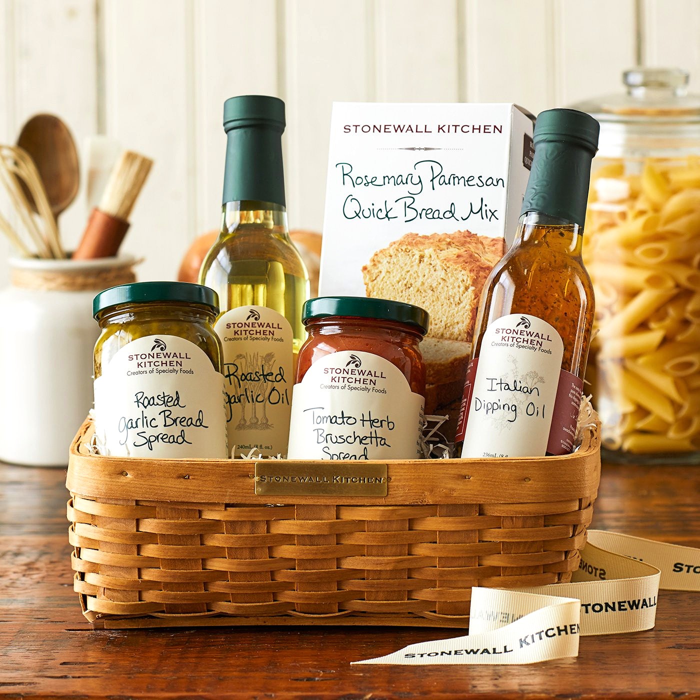 https://www.kosherline.com/wp-content/uploads/2023/03/kitchen-gift-basket2.jpg